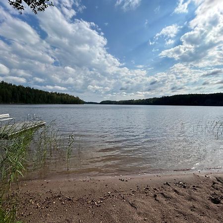 Sauna Cabin In The Heart Of Nuuksio National Park - Moekki Nuuksiossa Эспоо Экстерьер фото