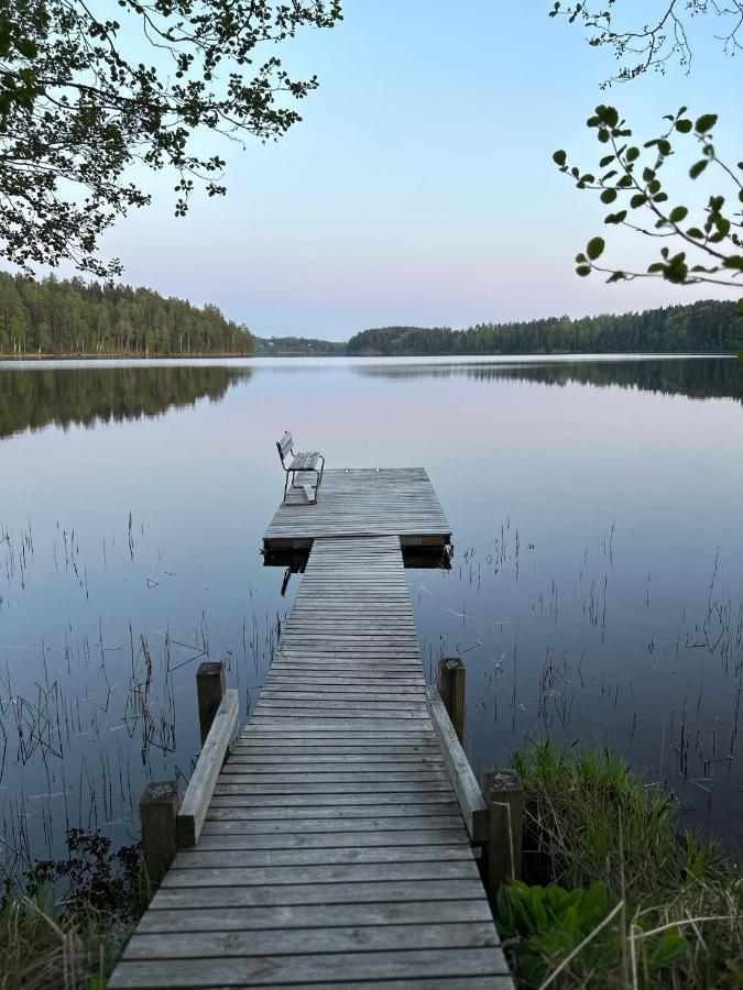 Sauna Cabin In The Heart Of Nuuksio National Park - Moekki Nuuksiossa Эспоо Экстерьер фото