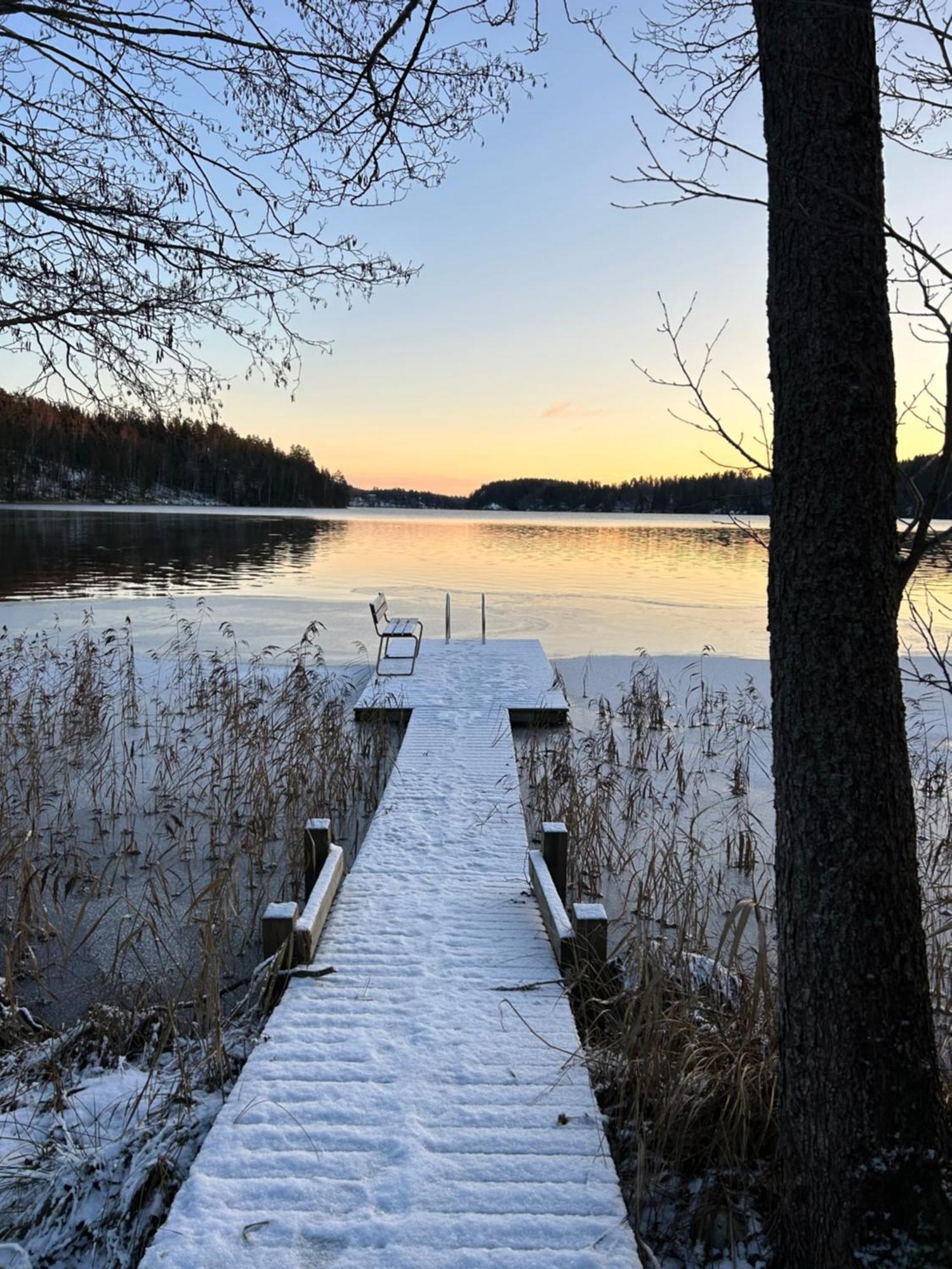 Sauna Cabin In The Heart Of Nuuksio National Park - Moekki Nuuksiossa Эспоо Экстерьер фото